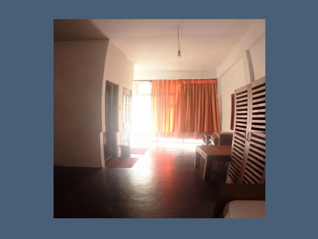 Hôtel 256 Townhouse Rest à Kandy Extérieur photo